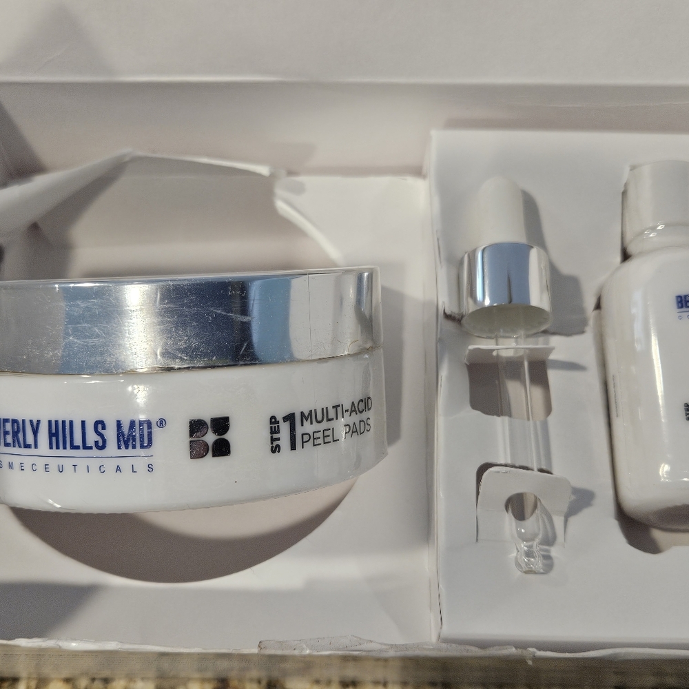 Beverly Hills MD Resurface‎ & Restore System